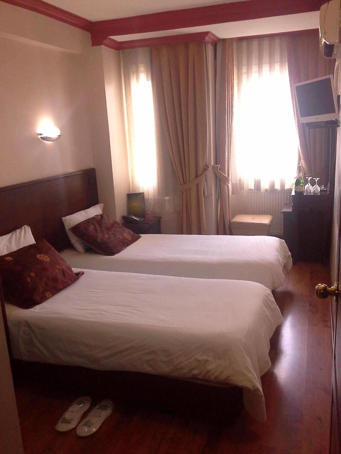 Otel Abella 3*